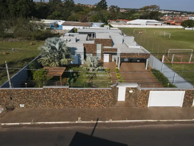 Casa a venda no centro de Itatinga. Casa de alto padrão a venda no interior de São Paulo.