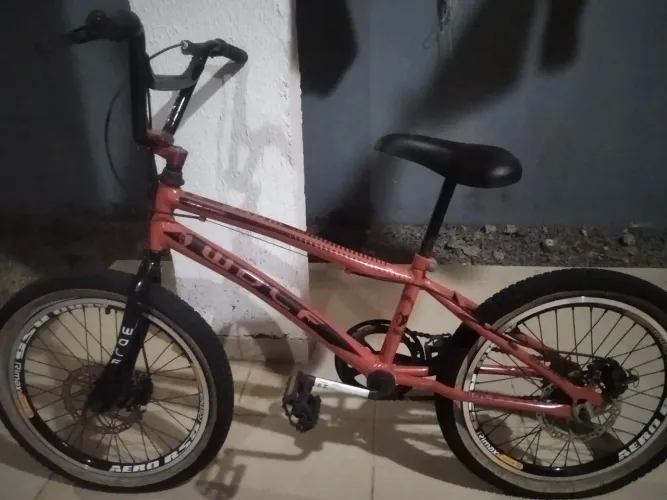 Bicicleta aro 20 "BMX"