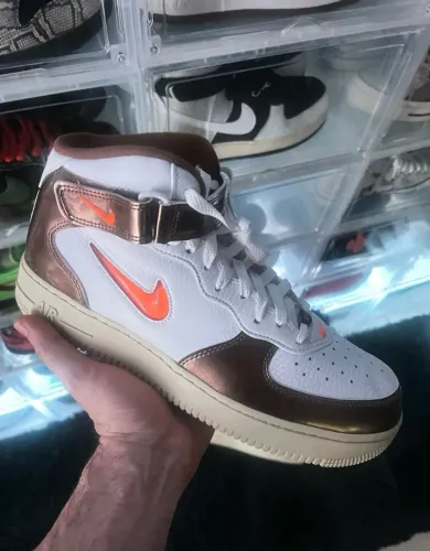 Tênis Nike Air force 1 QS 43br