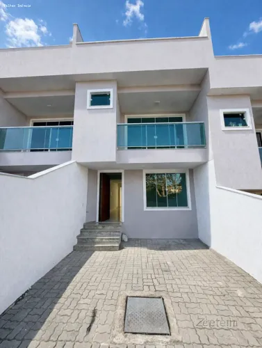Casa em Condomínio para Venda em Macaé, Granja dos Cavaleiros, 3 dormitórios, 1 suíte, 3 b