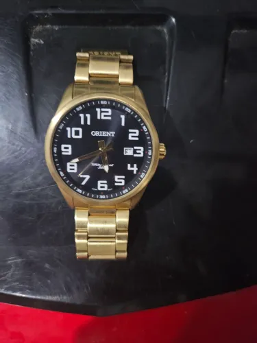 Relógio Masculino Orient Dourado Resistágua 50m Fundo Preto