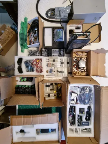 Kit CNC SainSmart Genmitsu 3018-PRO com laser, eixo rotativo, óculos e estação QUICK857DW+
