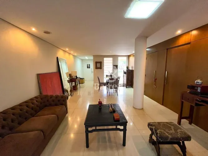 Sobrado com 3 dormitórios à venda, 320 m² por R$ 1.680.000 - Condomínio Athenas - Londrina