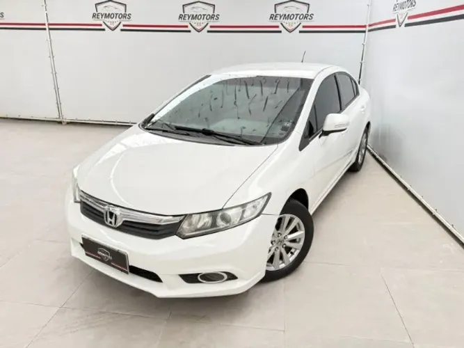 Honda Civic Sedan LXS 1.8/1.8 Flex 16V Aut. 4P 2014