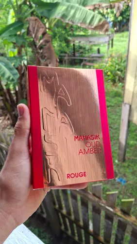 Perfume árabe Manasik Oud Amber