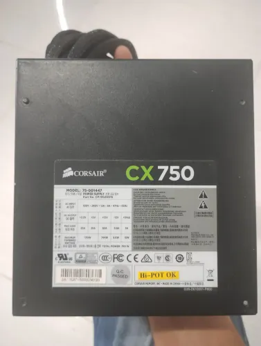 Fonte ATX 750W com defeito leia a descrição