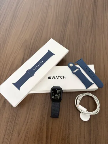 Apple Watch SE 2 Geração - 40 mm