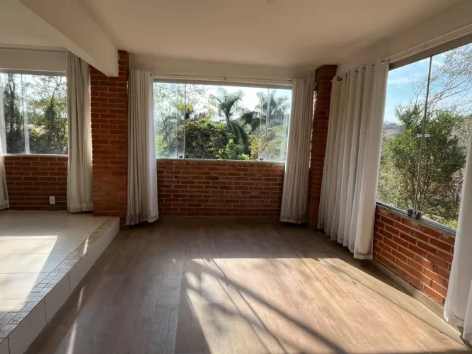 Loft para aluguel no Condomínio Aldeia do Vale Conforto, segurança e privacidade