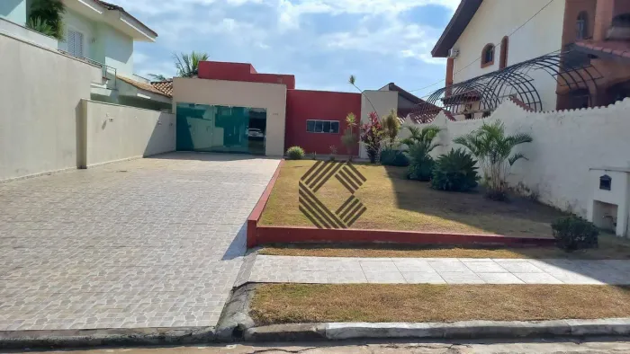 Casa térrea à venda com 2 quartos (1 suíte) e terreno amplo - Condomínio Ibiti do Paço - S