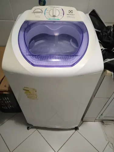 Máquina de lavar Eletrolux Turbo Agitação Super 8kg