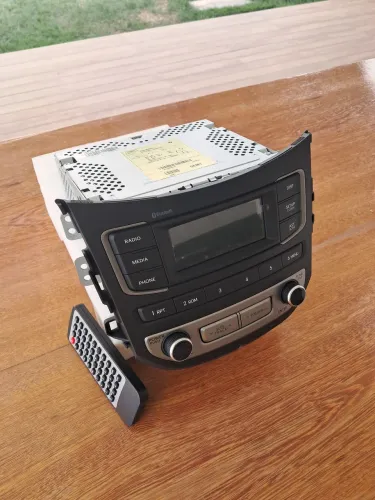 Radio automotivo Hyundai HB20