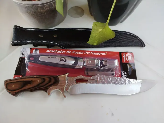 Kit com amolador de facas profissional e Faca Inox/ Artesanal