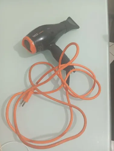 Vendo secador de cabelo funcionando perfeitamente, 79 9 *