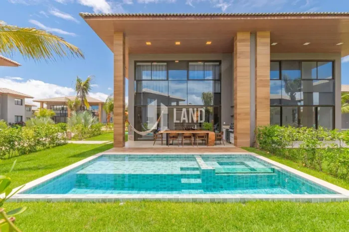 Casa à venda no Condomínio Azure Flecheiras  Conforto, exclusividade e frente para o mar