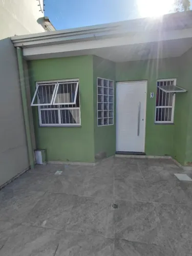 Aluga-se Casa com um Quarto Bairro Niterói