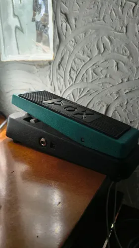 pedal wah wah vox