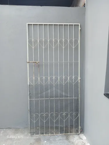 Portão de ferro