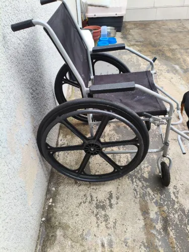 Cadeira de rodas e banho 