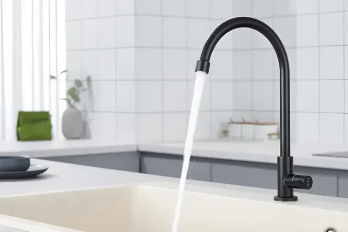 orneira Cozinha Inox Giratória Mesa Longa Preto Nox02b Doan