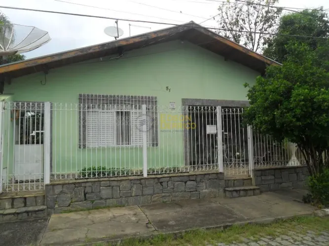 Casa com 4 dormitórios à venda, 200 m² por R$ 800.000,00 - Centro - Pindamonhangaba/SP