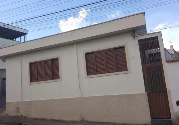 Casa a venda no Bairro Jardim Noronha 