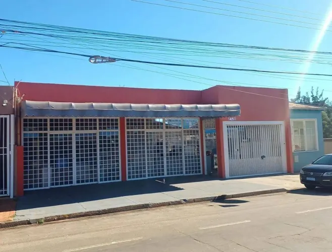 Casa com 3 quartos à Venda, Caiçara - Campo Grande