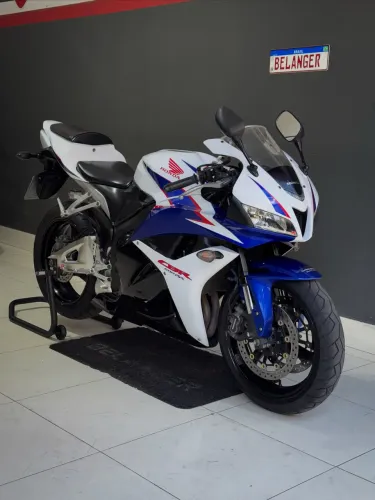 Honda cbr 600rr 2011
