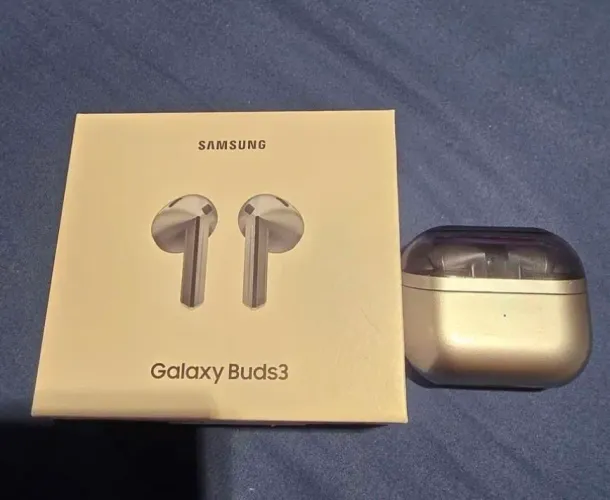 Samsung Buds 3 - Na caixa Funcionando perfeitamente
