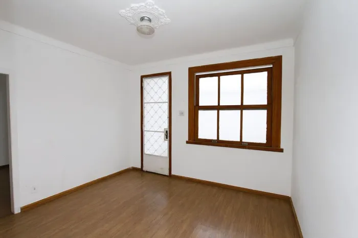 Casa à Venda - Calafate, 5 Quartos, 110 m2