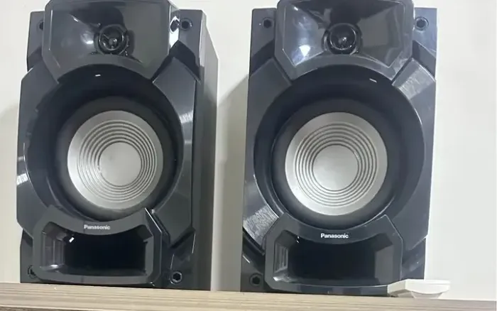 Caixas som aka440 sub  novinhas testes a vontade 