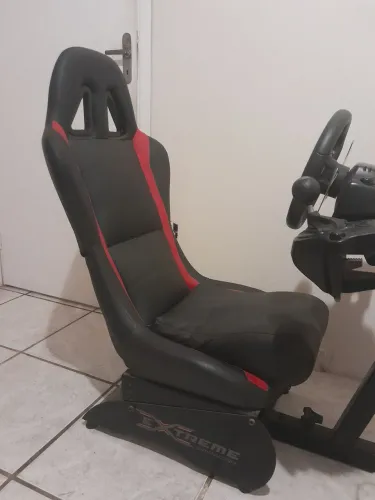 CADEIRA SIMRACING PROFISSIONAL + VOLANTE G27 LOGITECH DE BRINDE