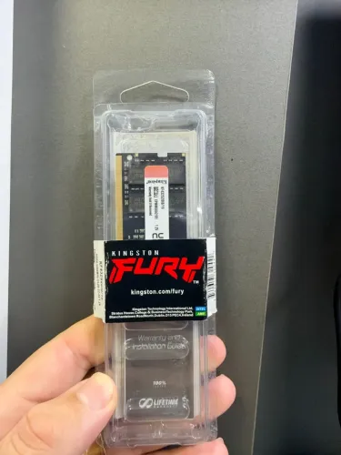 Memória RAM Kingston Fury Notebook 16GB 3200MHz DDR4 Nova Lacrada