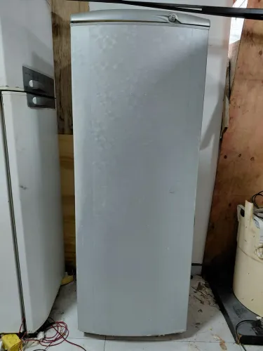 Vendo Geladeira Consul 330 Litros 110Volts, Revisada Com 3 Meses de Garantia