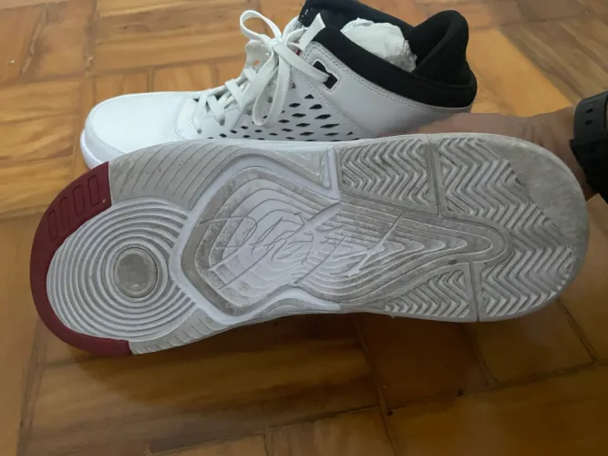 jordan flight origin 4 TAM 44