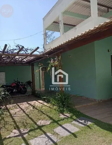 Casa Duplex em Araçás 2 Moradias Independentes e Quintal com Jabuticabeira Perto da Praia