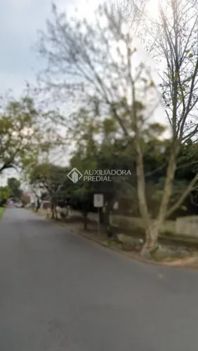 Terreno de Esquina totalmente comercia na avenida mais movimentada do bairro