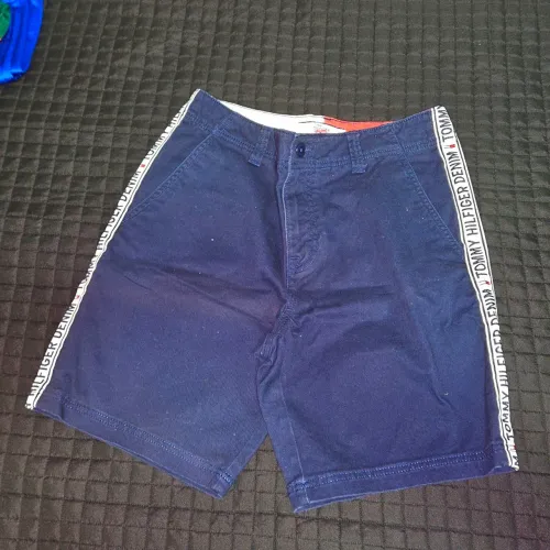 Bermuda Tommy Hilfiger Masculina Sarja Azul Marinho Com Logo