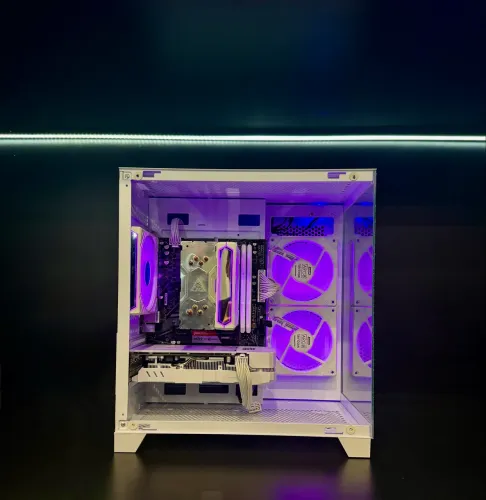 ? PC Gamer Ryzen 5 4500 + RX 580 8GB | 16GB RAM | SSD NVMe | Setup White