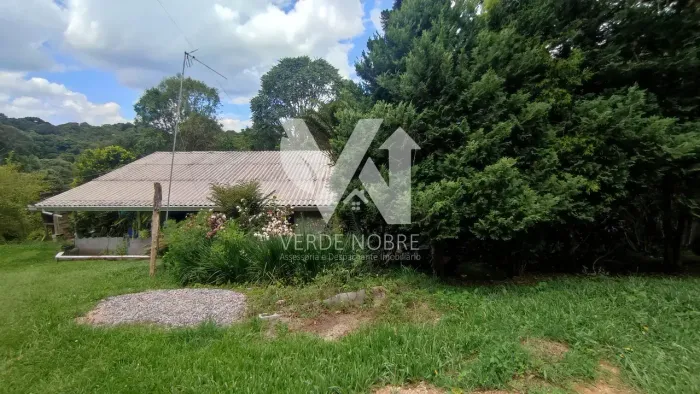 Chácara 7.000m² com Casa Mista e Tanque em Mandirituba!
