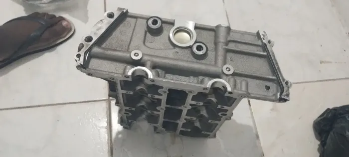 Cabeçote de Ford Ka, sem os comandos,nunca foi retificado