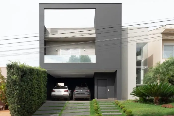 ROYAL FOREST - Sobrado com 3 suítes à venda, 245 m² por R$ 2.500.000 - Nova Esperança - Lo