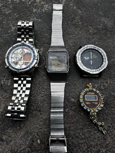 Relógios Citizen wingmam e c320