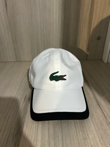 Boné Lacoste Sport Contraste