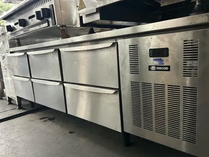 BALCÃO REFRIGERADO- MACOM
