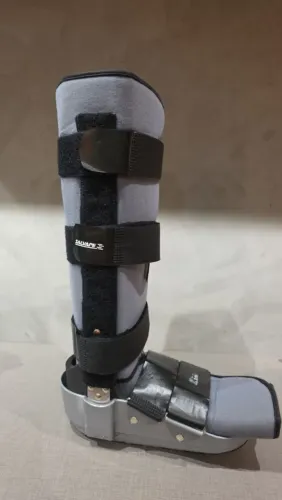 Bota ortopédica / gesso 