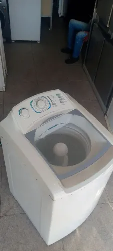 Vende-se máquina 10 kg Electrolux