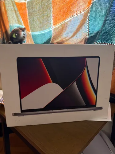 MacBook Pro 14 M2 Pro 16GB de RAM SSD 512GB