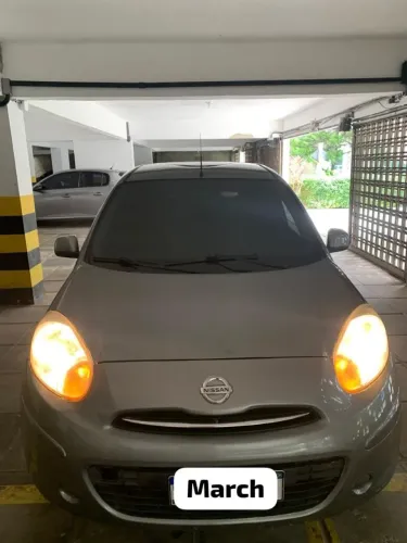 Nissan March S 1.0 16V Flex Fuel 5P 2013