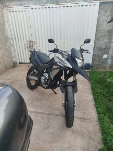 XRE 300