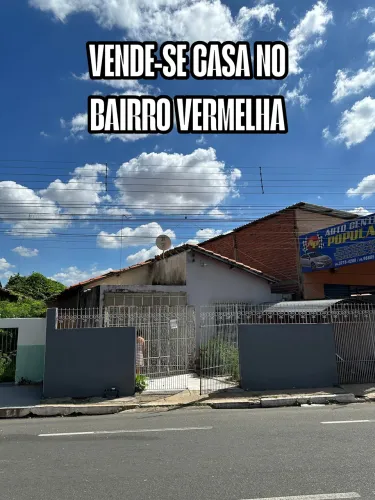 VENDE-SE CASA NO BAIRRO VERMELHA